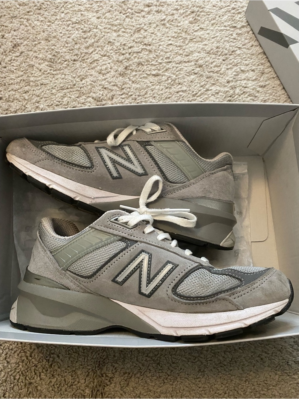 New Balance 990v4 Light Gray and Dark Gray Box with Size Label